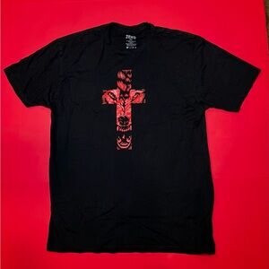 Size Large Zero skateboards shirt